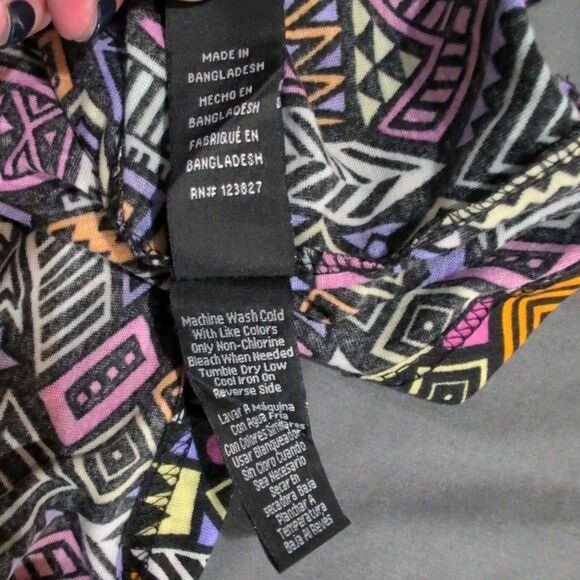 Fresh Prince of Bel-Air Men's Shirt Size Large 90s Vintage Geometric Pattern y2k - Picture 9 of 9